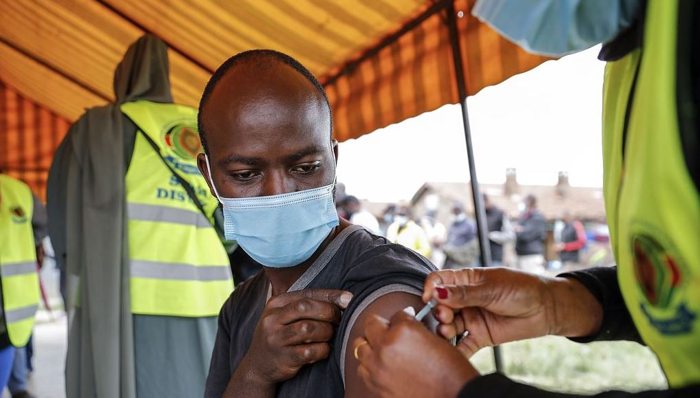 Kenya ramps up vaccination drive against COVID-19 to hit target